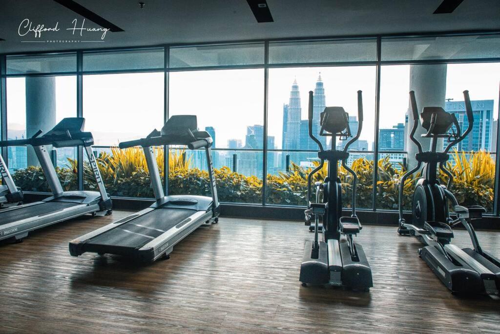 The Colony By Infinitum Best Pool View Klcc Trx Merdeka 118 Kl Tower Kuala Lumpur Exterior foto